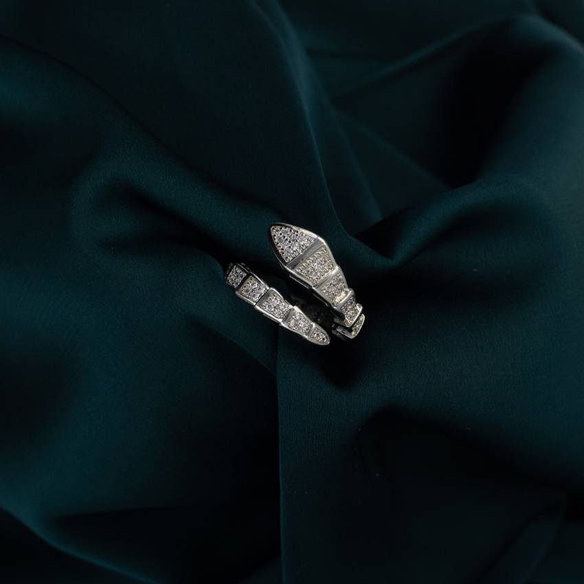 Silver Shiny Serpant Ring